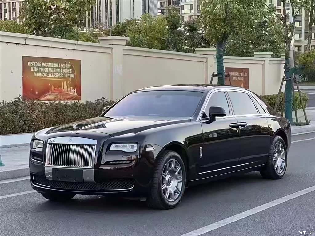 Rolls-Royce Ghost, 2017 1