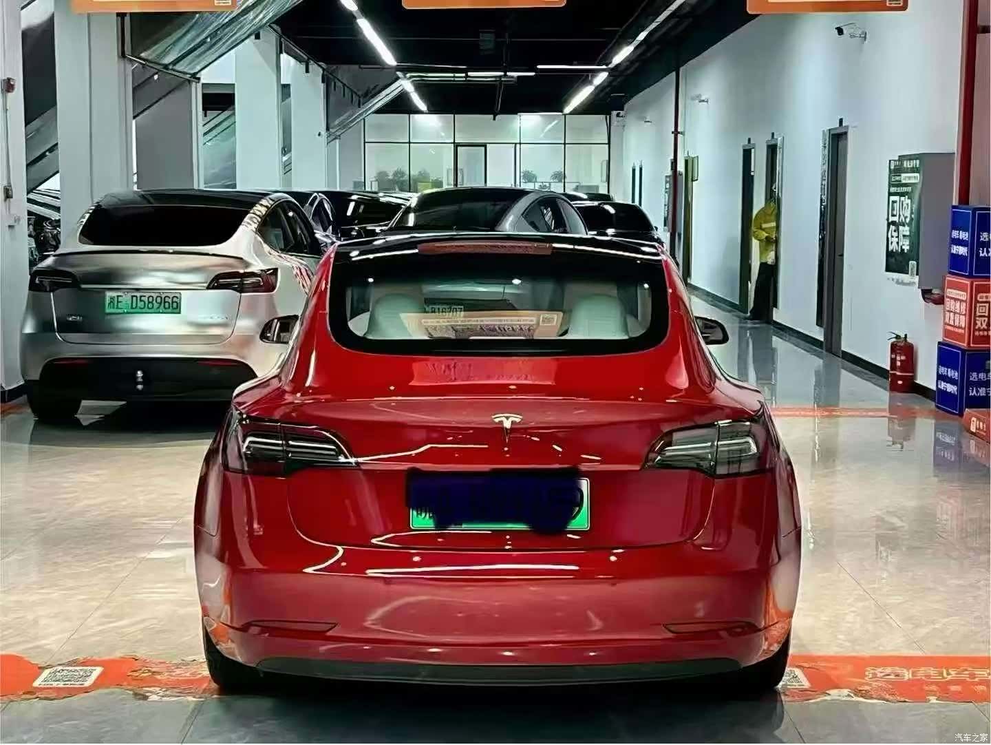 Tesla Model 3, 2023 все фото