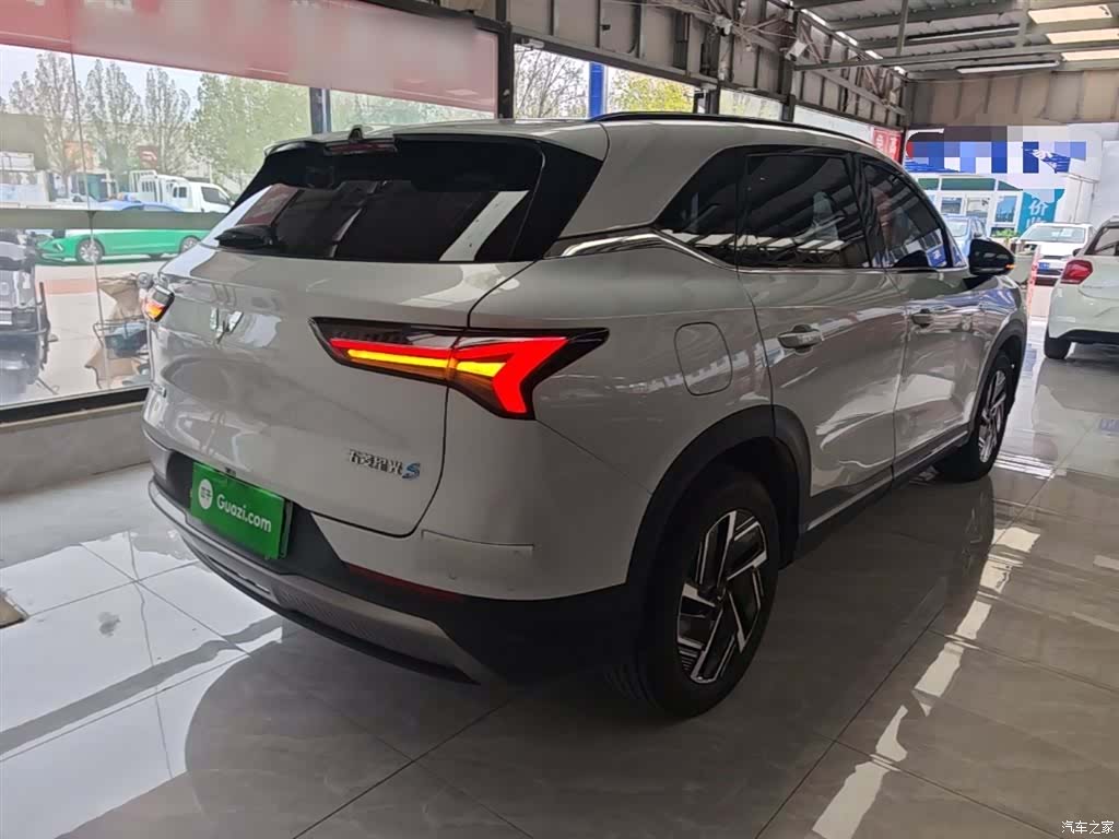 Wuling Starlight, 2024 7