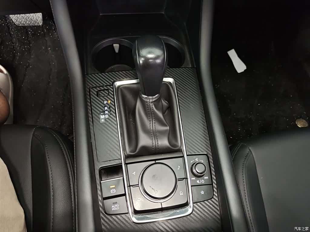 Mazda Mazda3, 2021 14