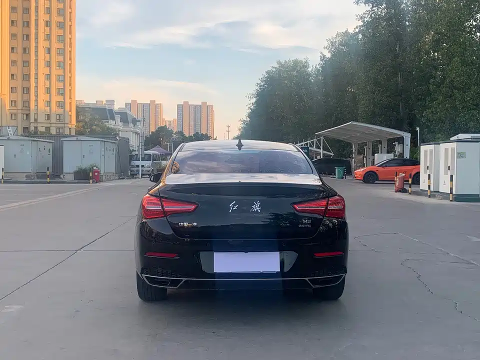 Hongqi H5