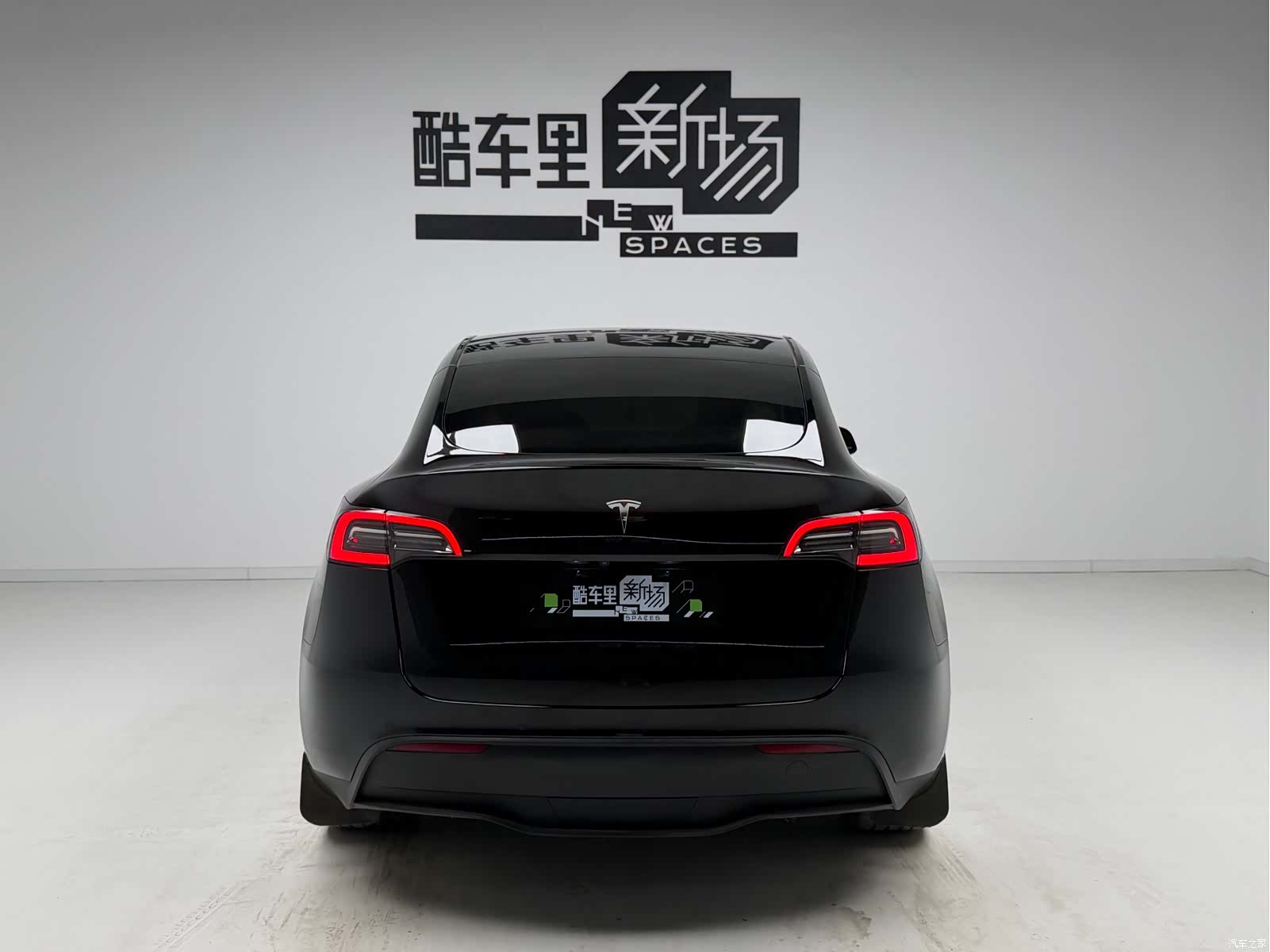 Tesla Model Y, 2023 все фото