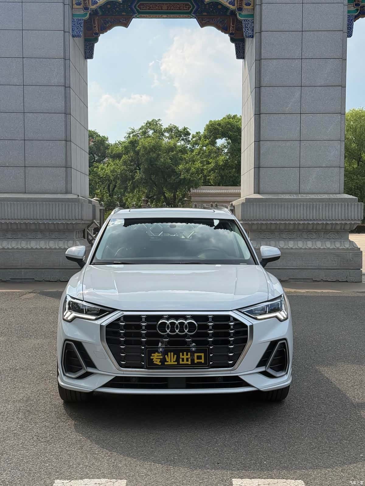 Audi Q3, 2022 2