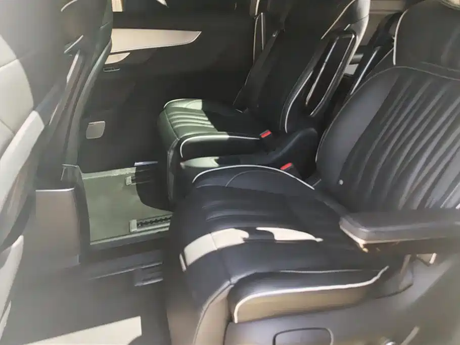 Roewe iMAX8 Roewe iMAX8