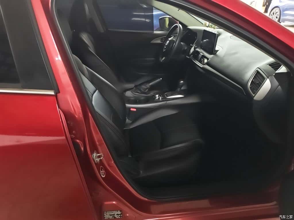 Mazda Mazda3, 2019 25