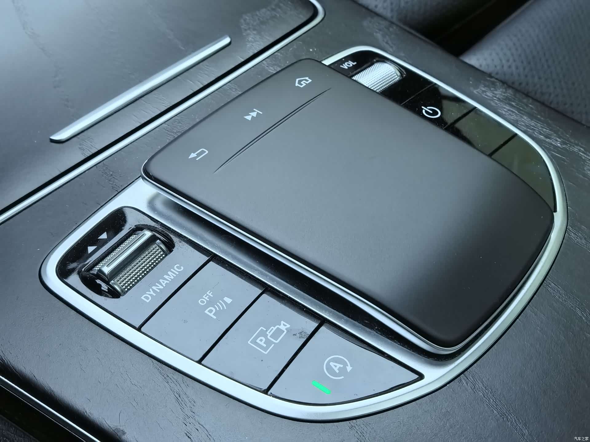 Mercedes-Benz C-Class, 2020 18