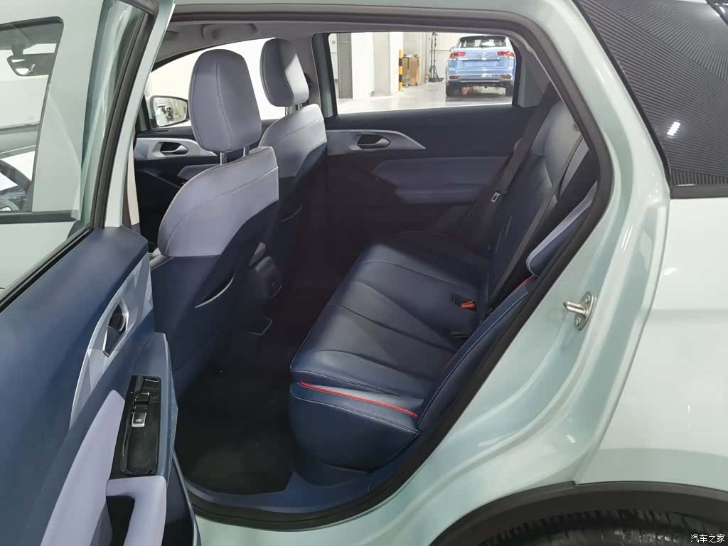 Geely E, 2023 15