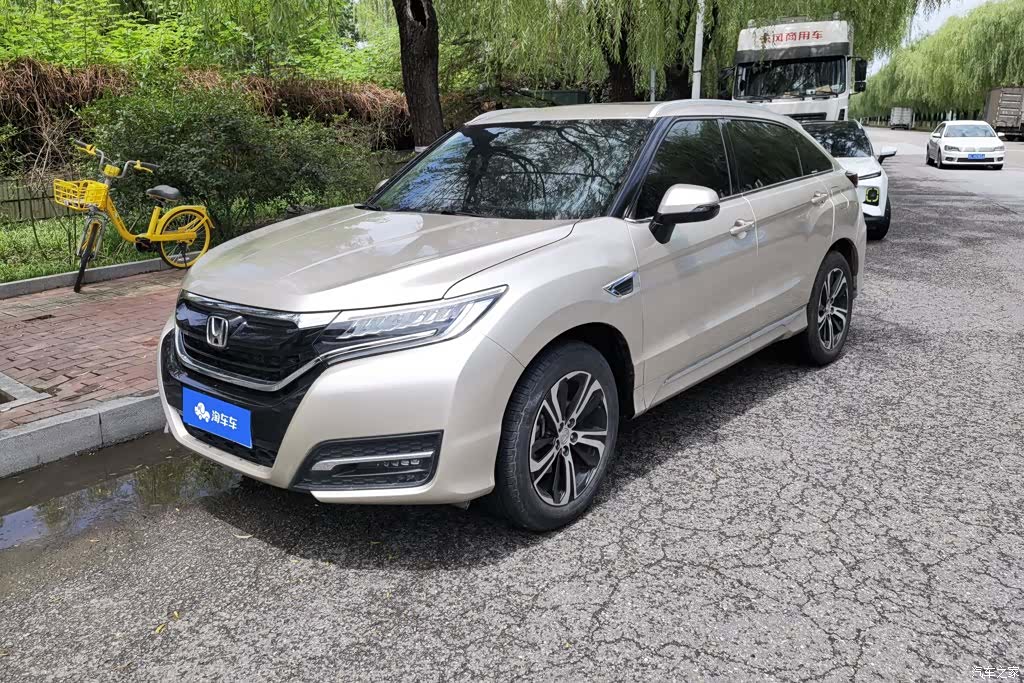Honda UR-V, 2018 1