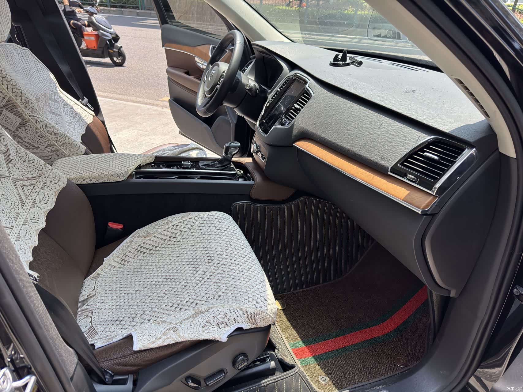 Volvo XC90, 2019 все фото