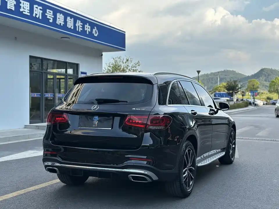 Mercedes-Benz GLC Mercedes-Benz GLC