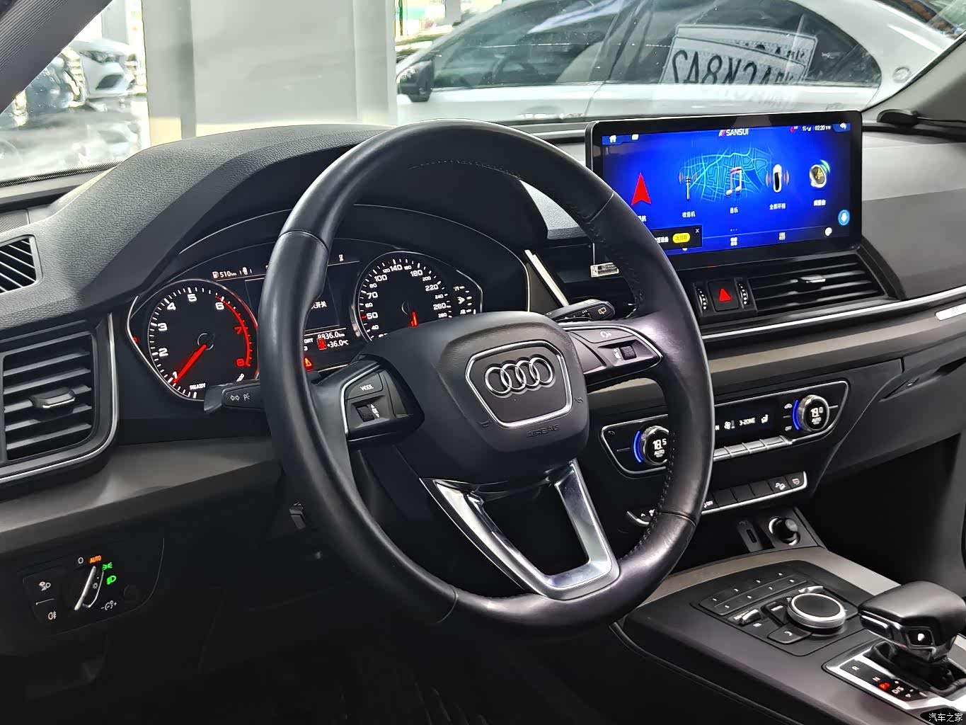 Audi Q5L, 2019 9