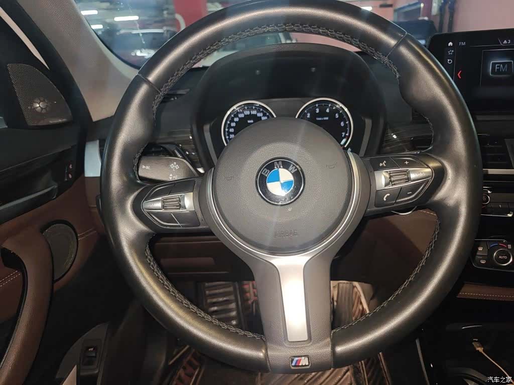 BMW X1, 2020 11