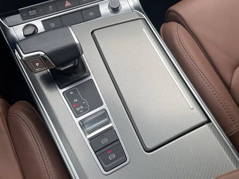 Audi A6L Audi A6L