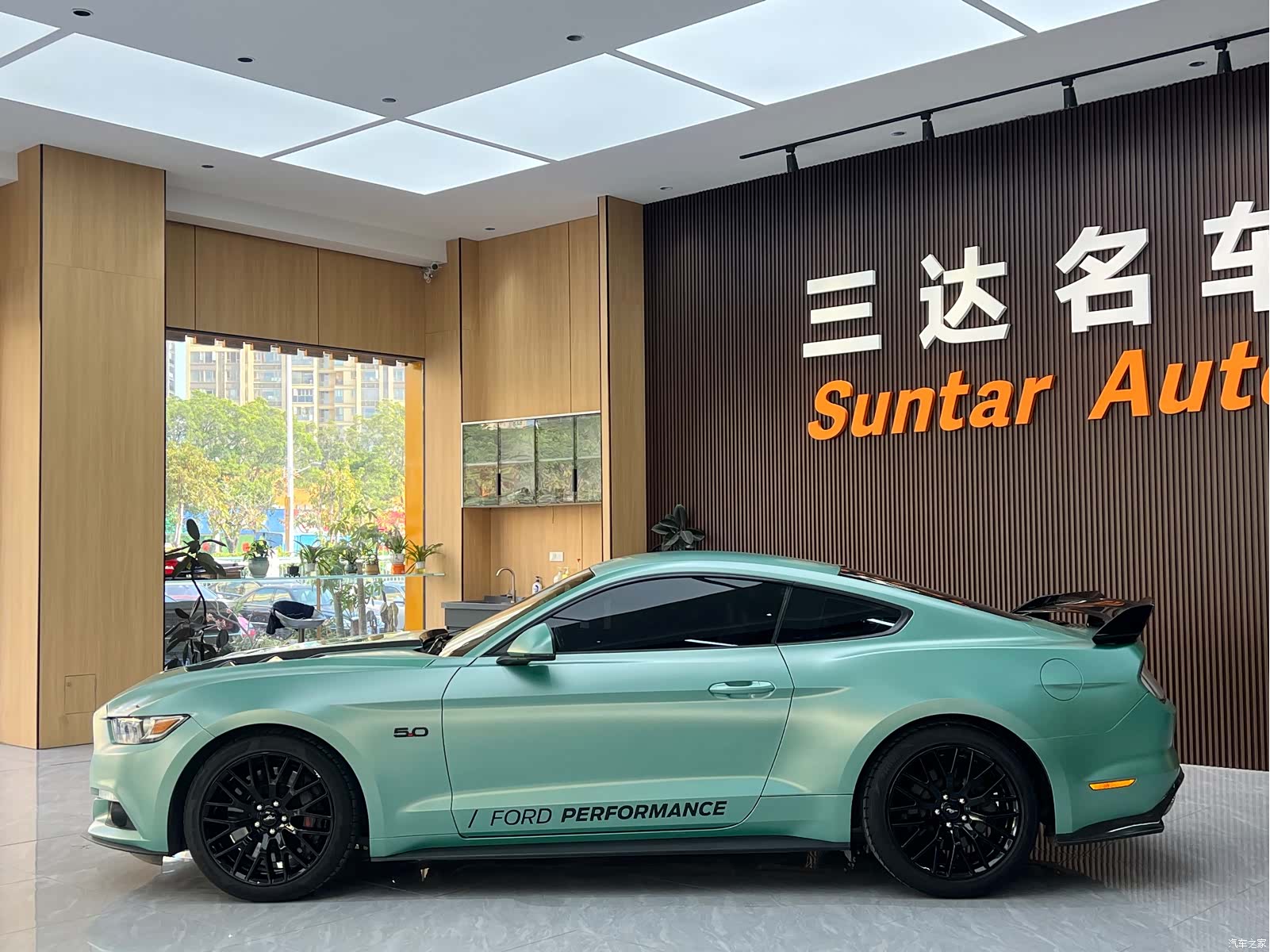 Ford Mustang, 2017 16