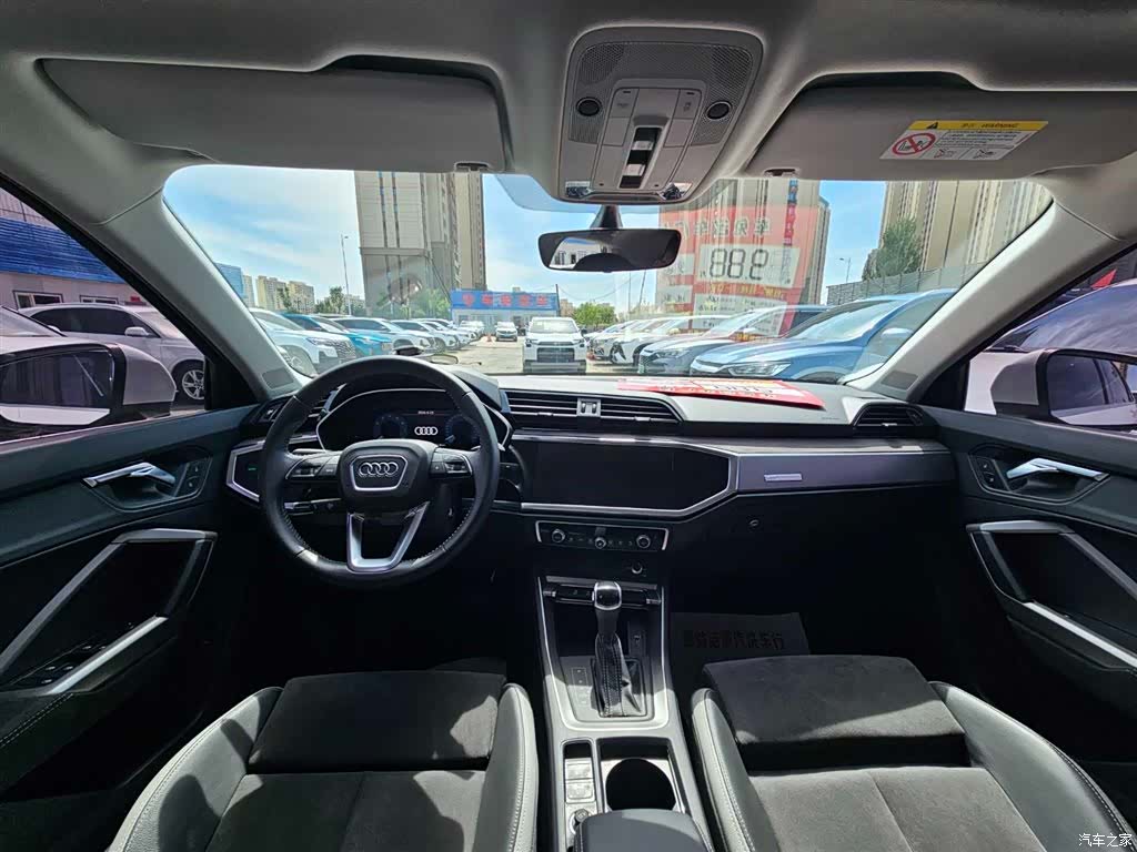 Audi Q3, 2020 9