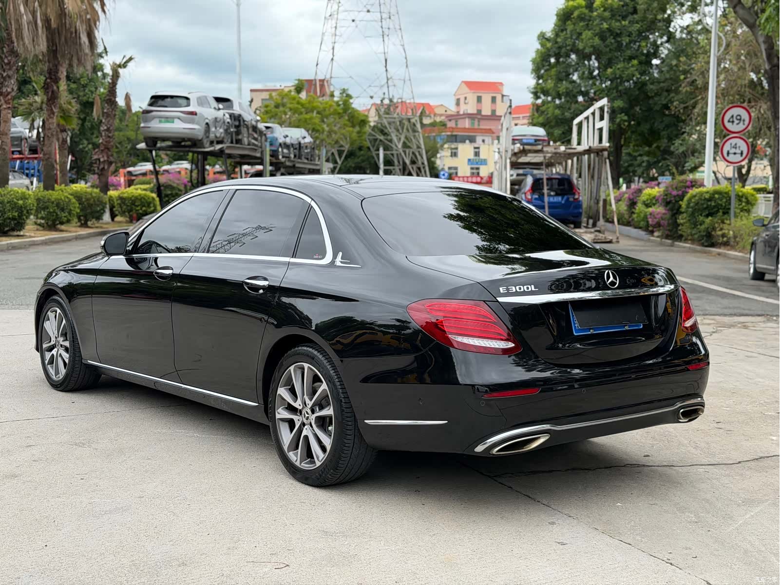 Mercedes-Benz E-Class, 2019 12