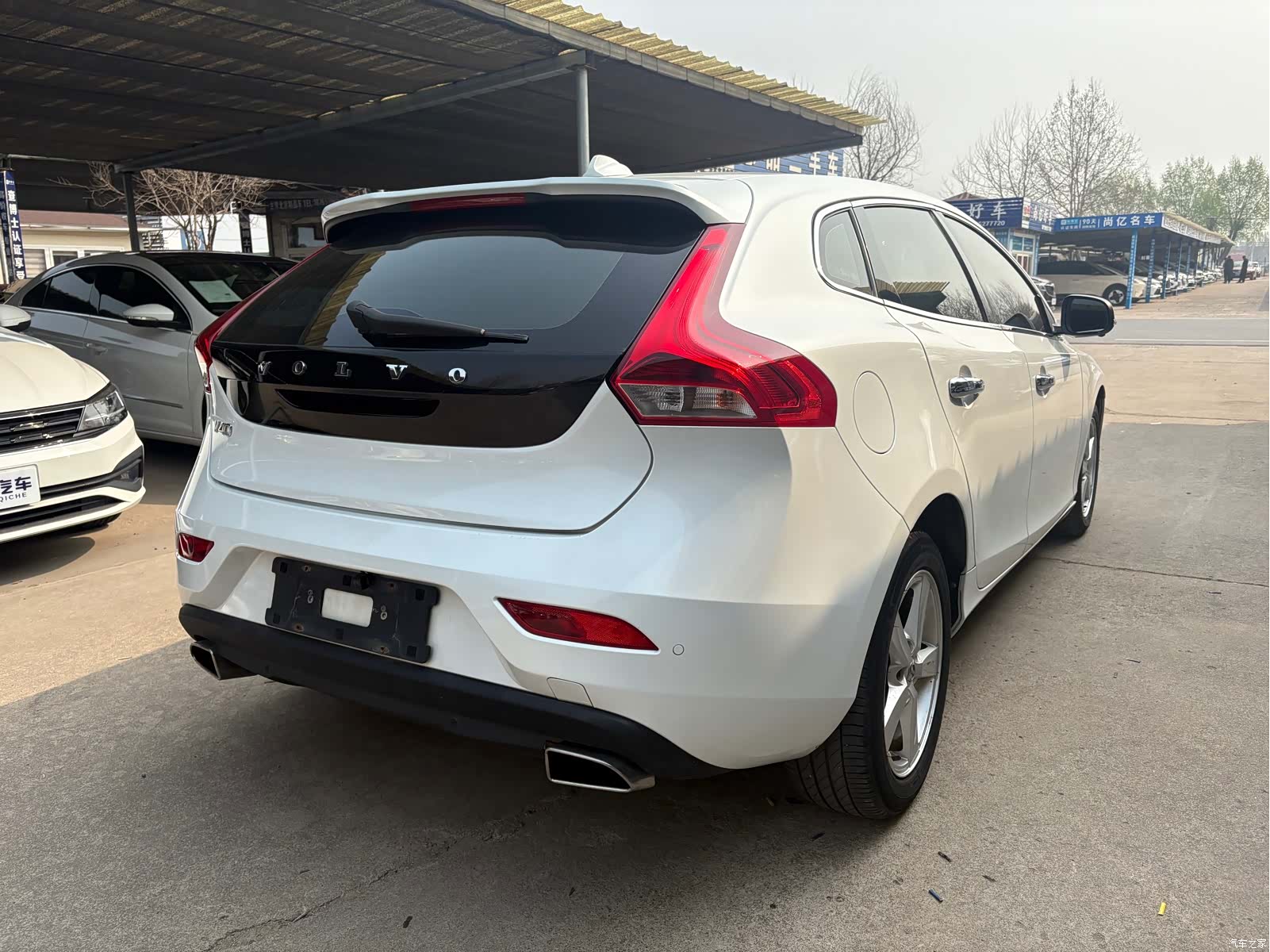 Volvo V40, 2017 4