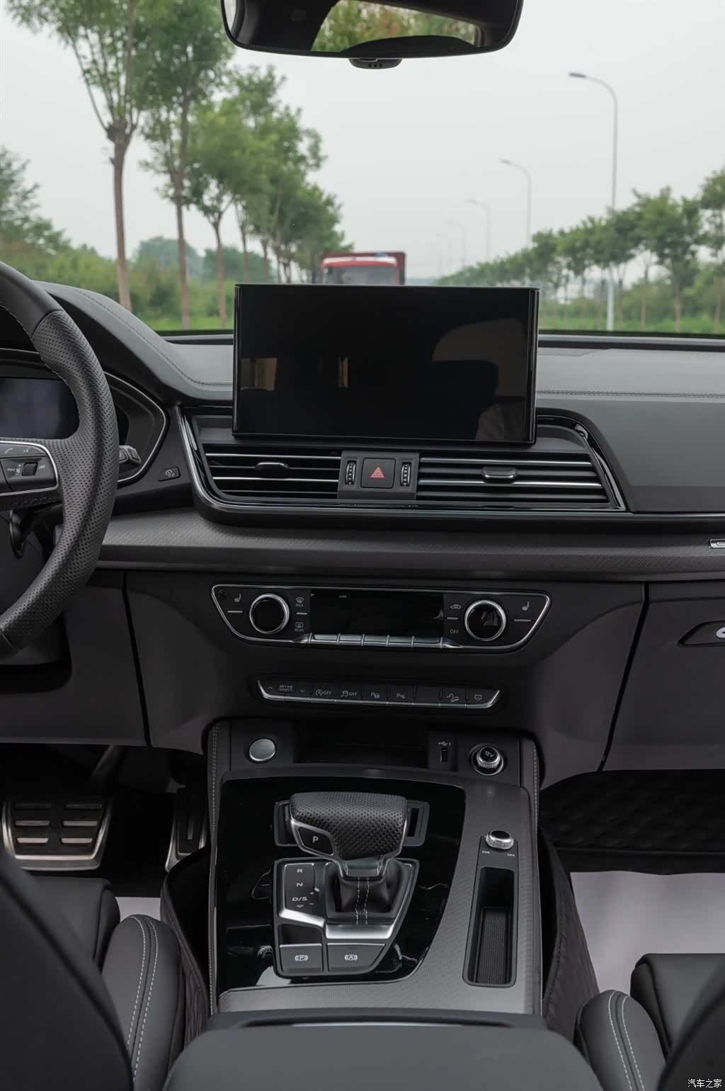 Audi Q5L, 2024 8