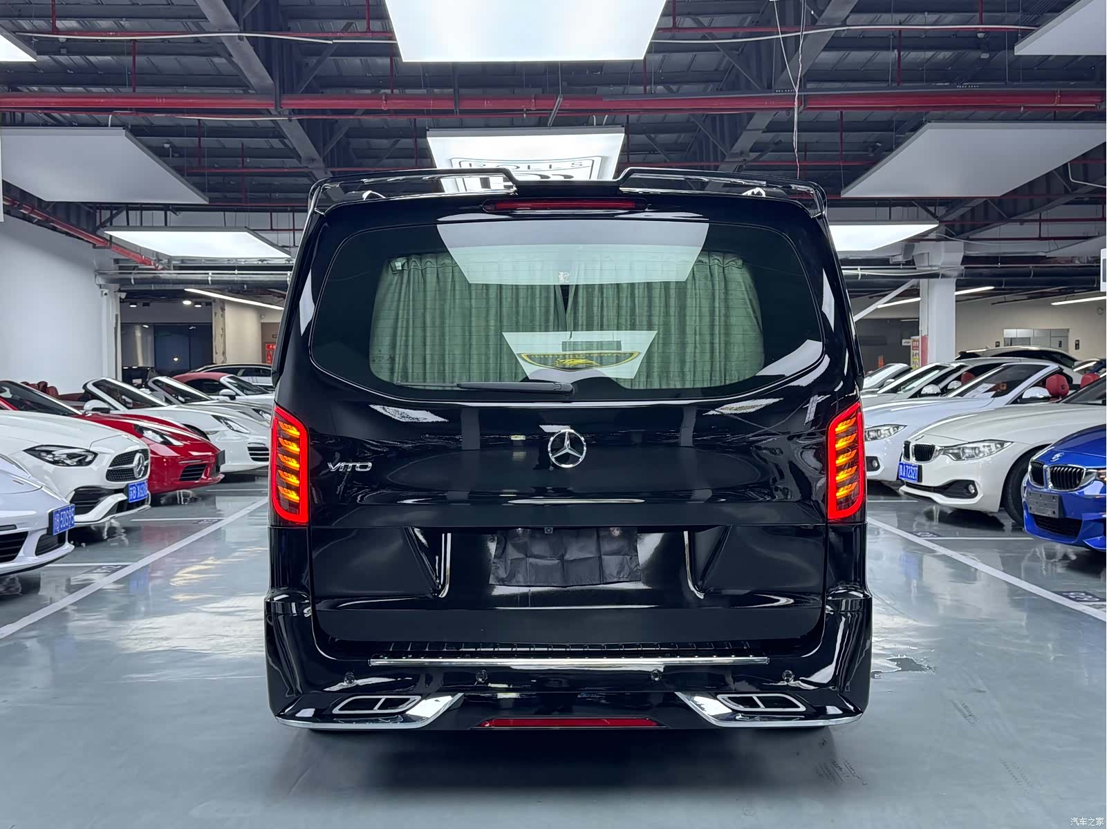 Mercedes-Benz 7, 2021 23