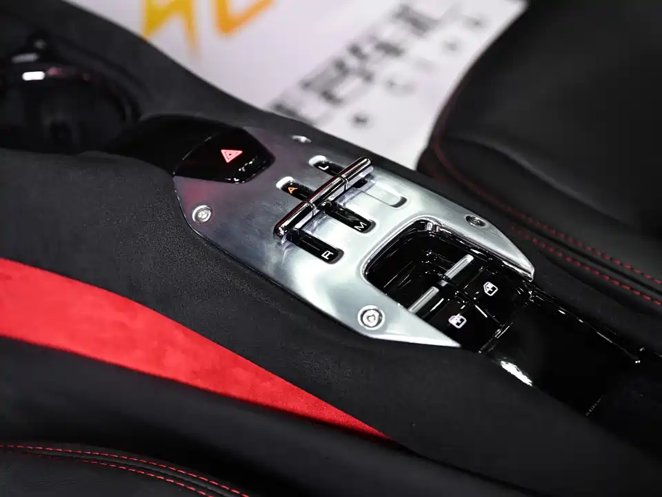Ferrari 296
