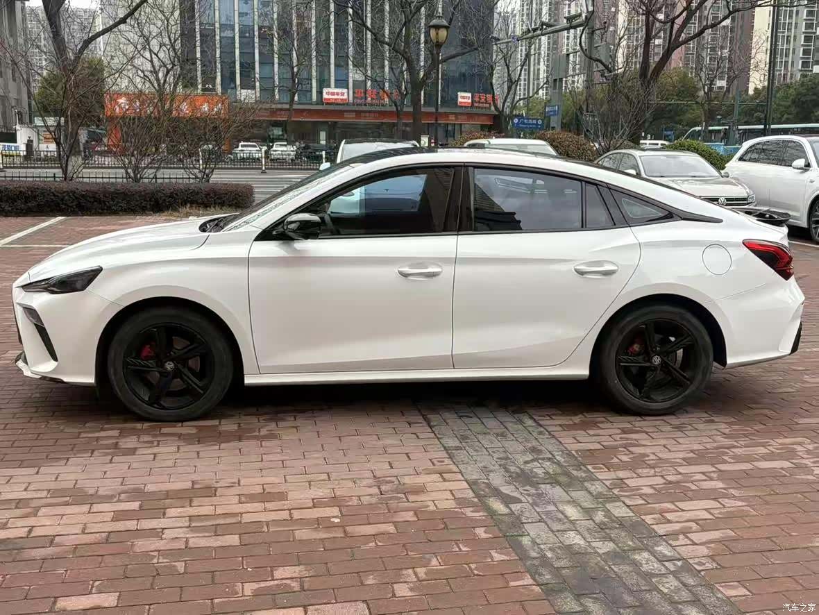 MG MG5, 2022 4