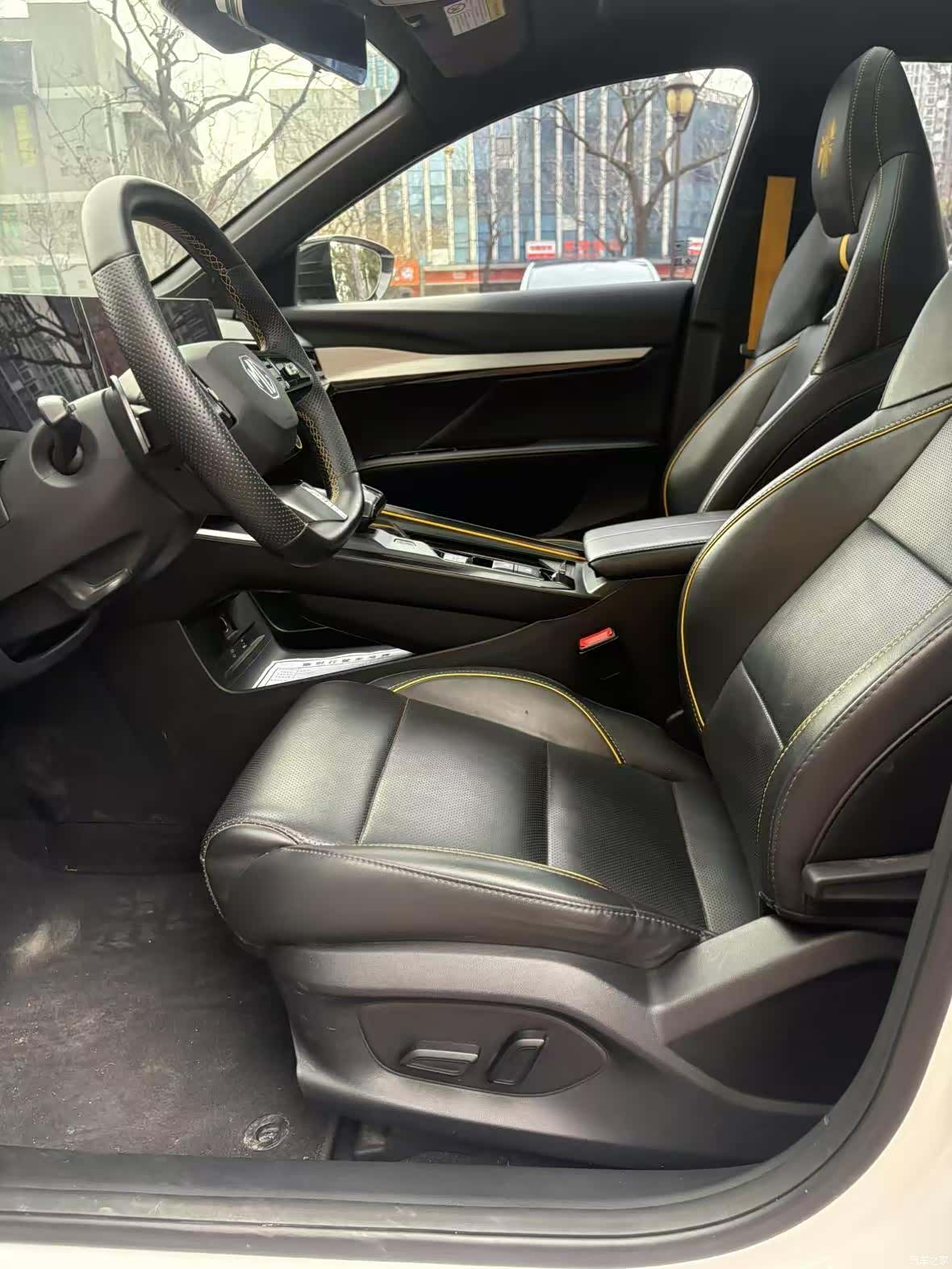 MG MG5, 2022 10