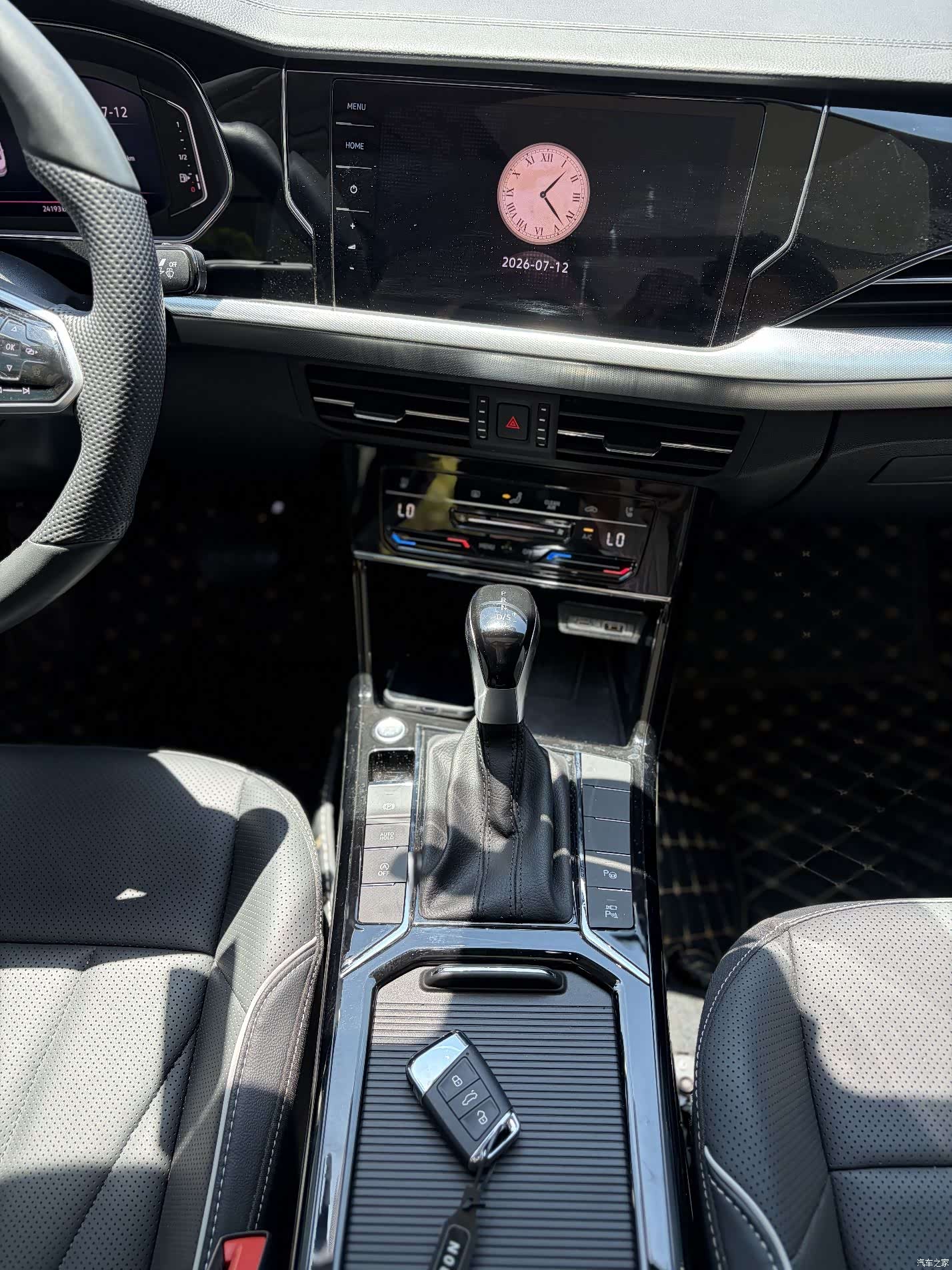 Volkswagen Passat, 2024 11