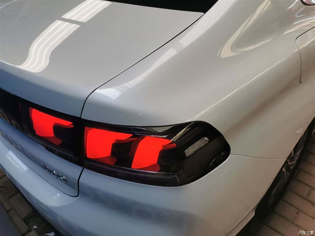 Peugeot 308, 2018 8