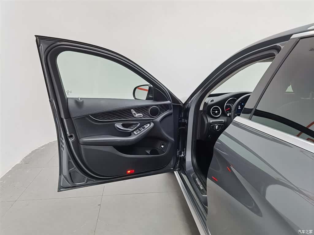Mercedes-Benz C-Class, 2019 8