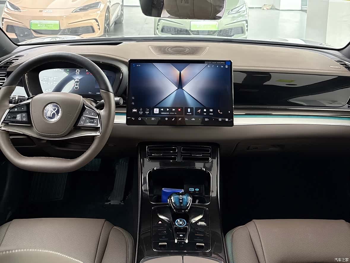 BYD Han, 2025 10