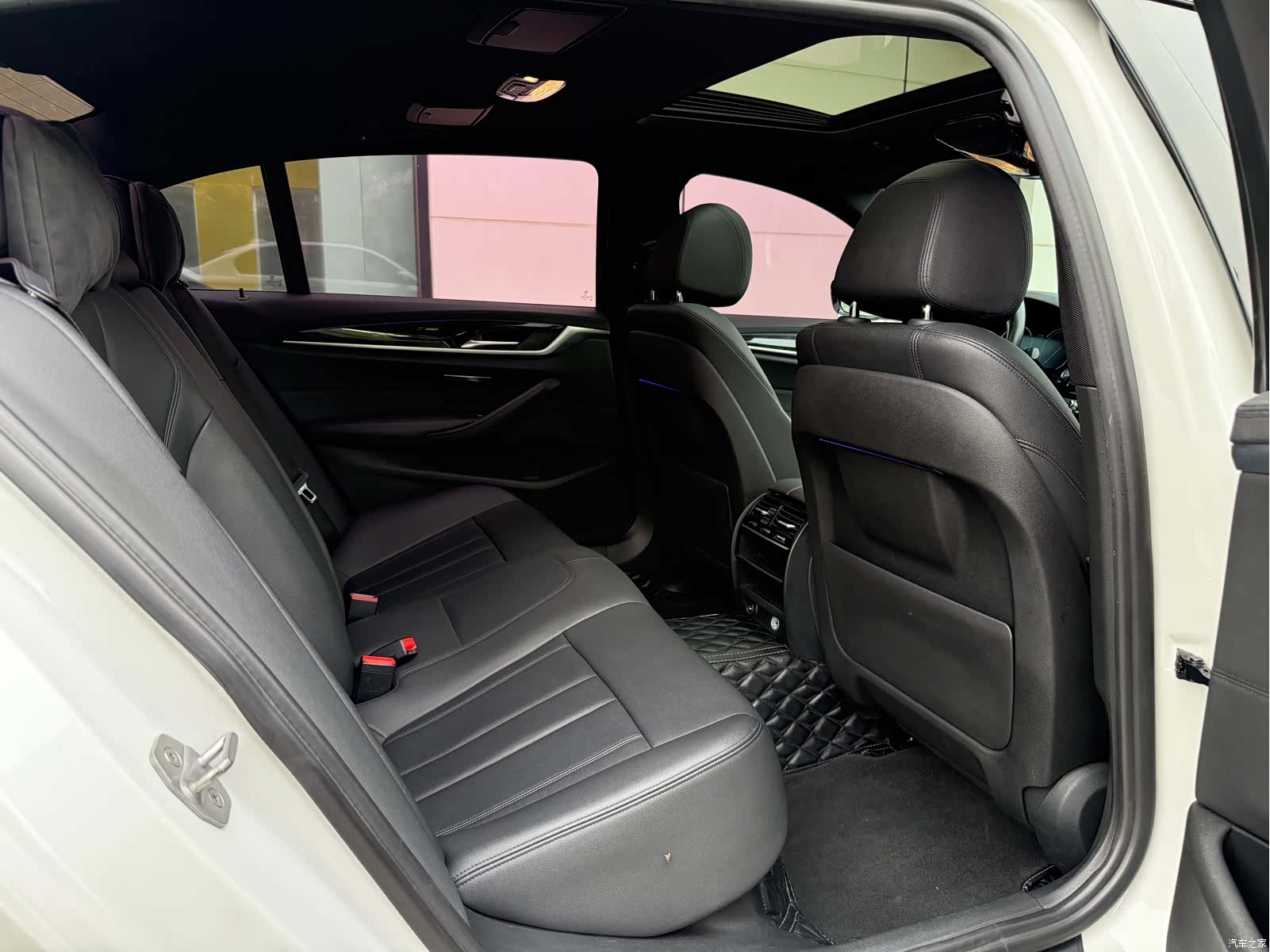 BMW 5 Series, 2018 12