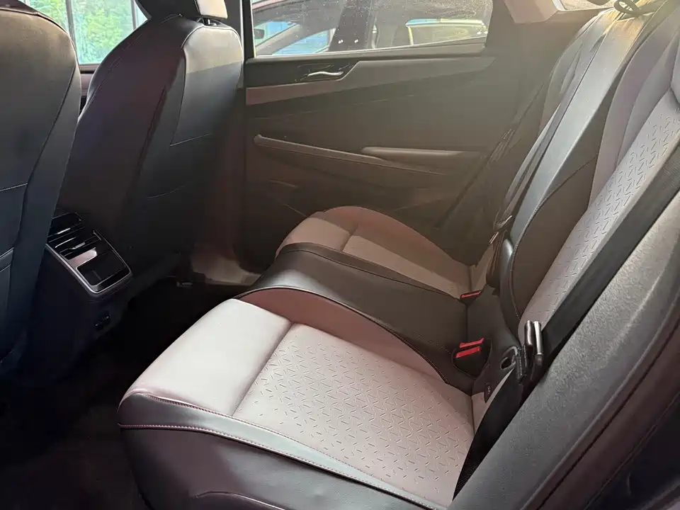 Volkswagen ID.7 VIZZION