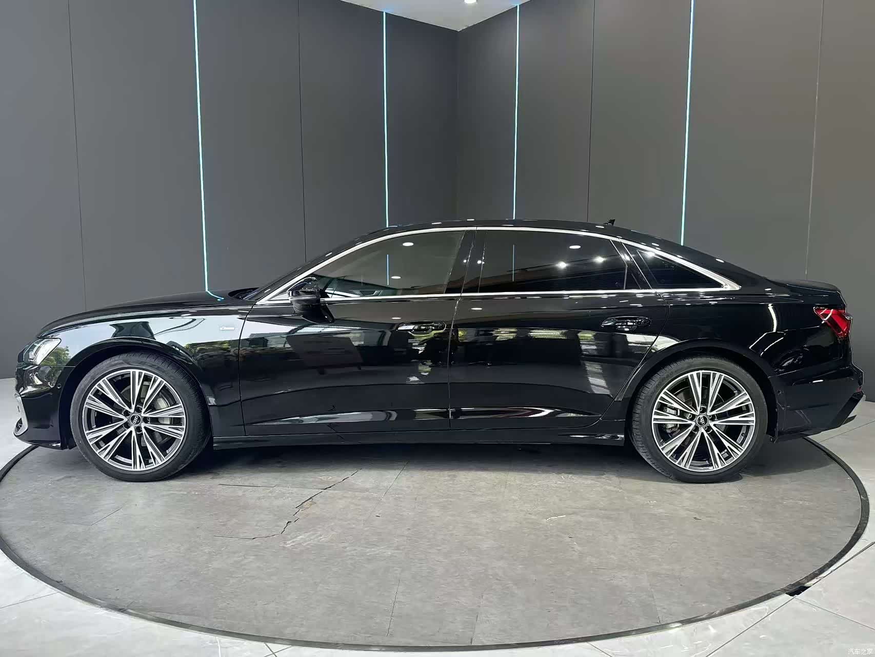 Audi A6L, 2024 4