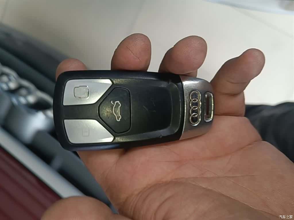 Audi Q5L, 2019 9