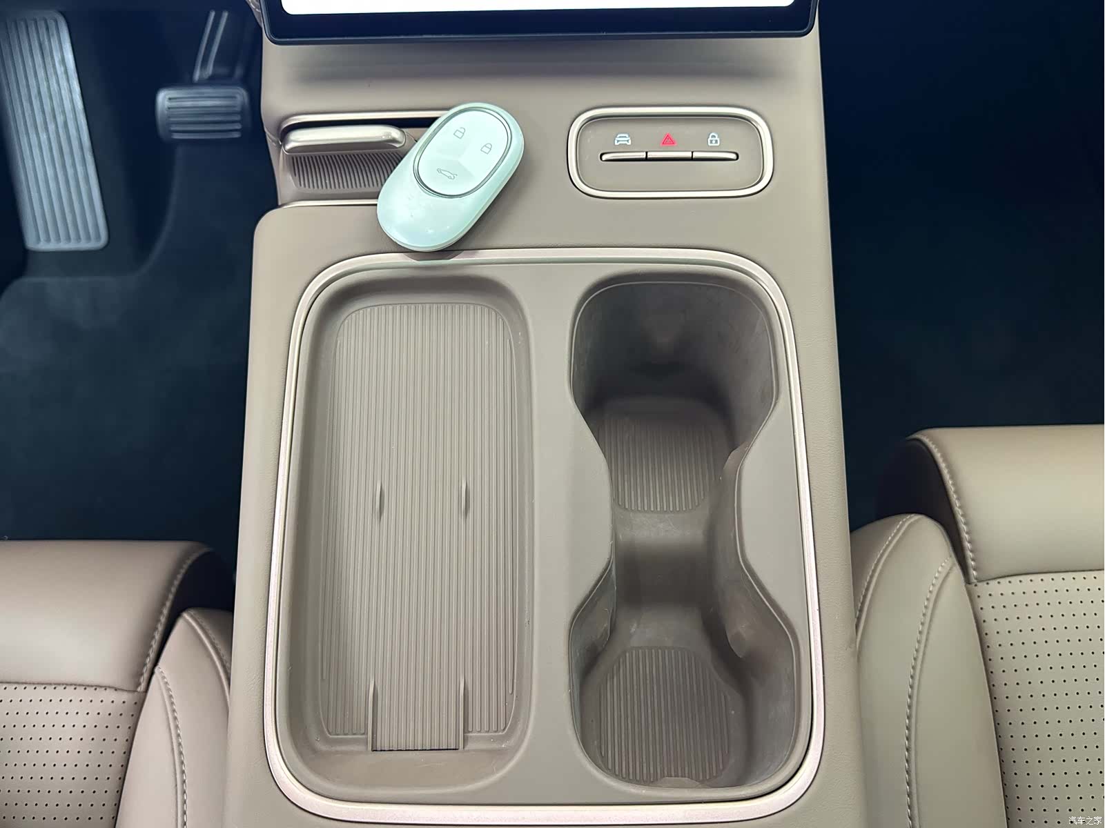 NIO ES6, 2024 22