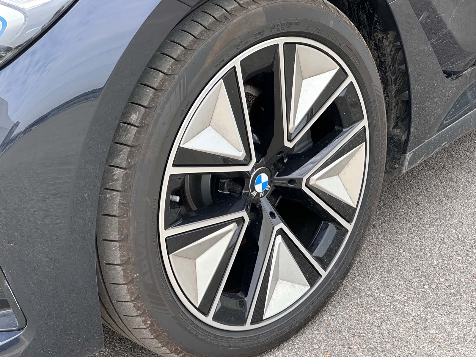 BMW i3, 2025 все фото