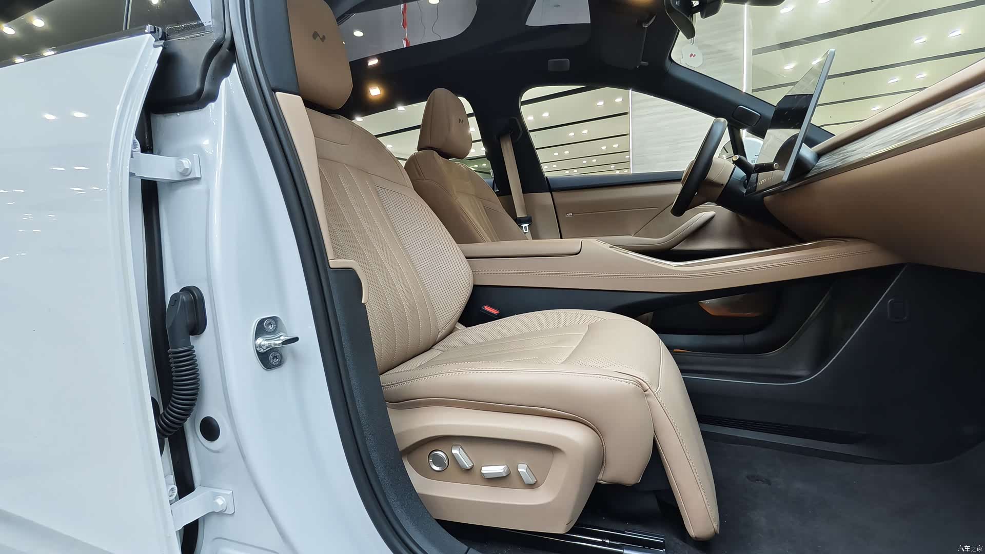 NIO L60, 2025 15