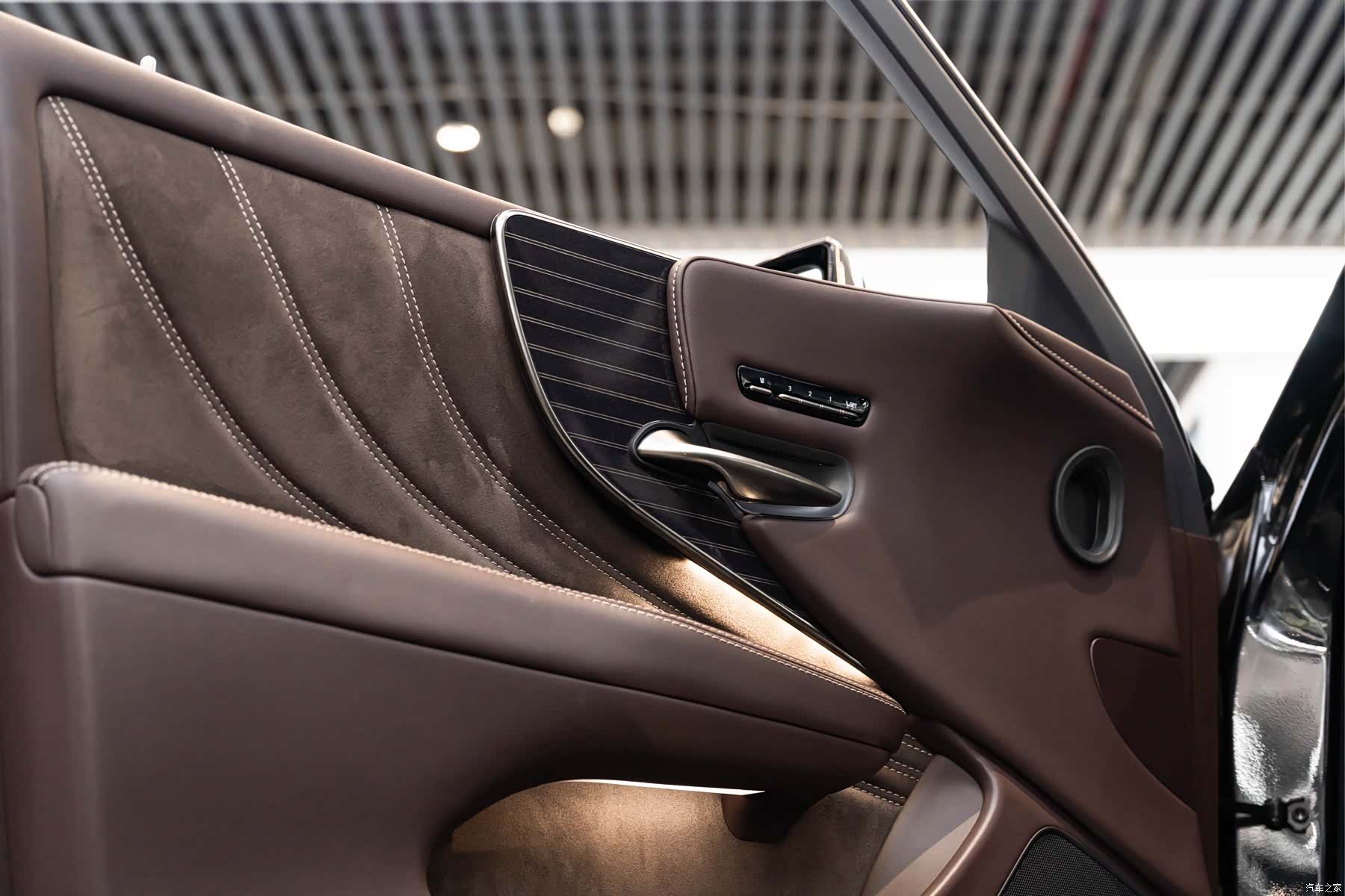 Lexus LS, 2020 21