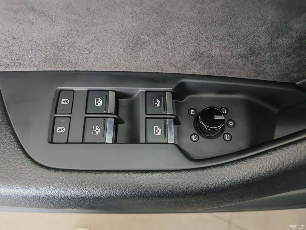 Audi A6L, 2019 9