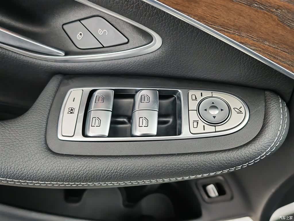 Mercedes-Benz GLC, 2023 9