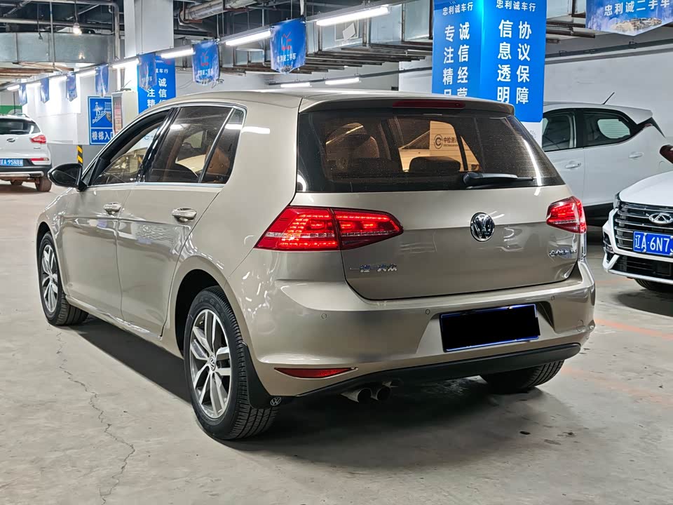 Volkswagen golf