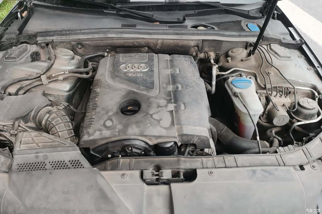 Audi A4L, 2012 10