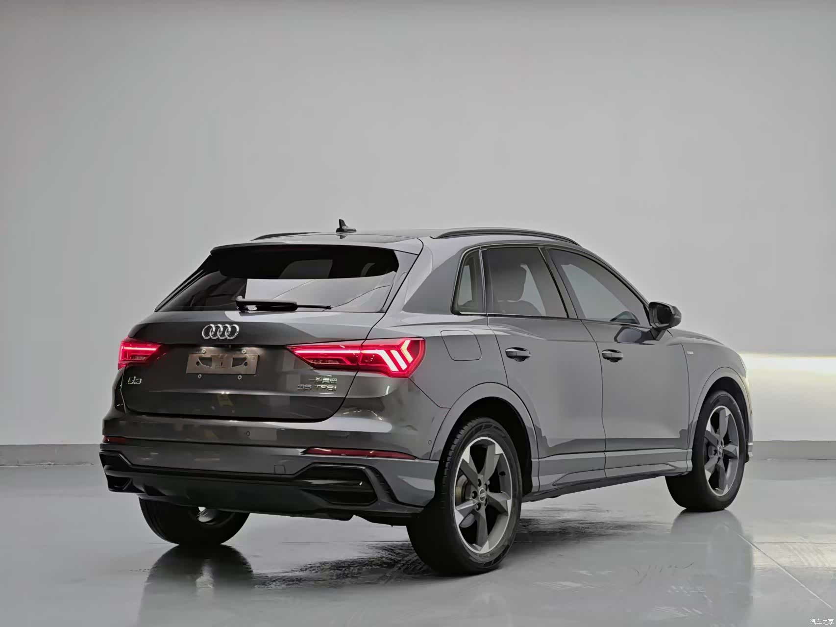 Audi Q3, 2023 6