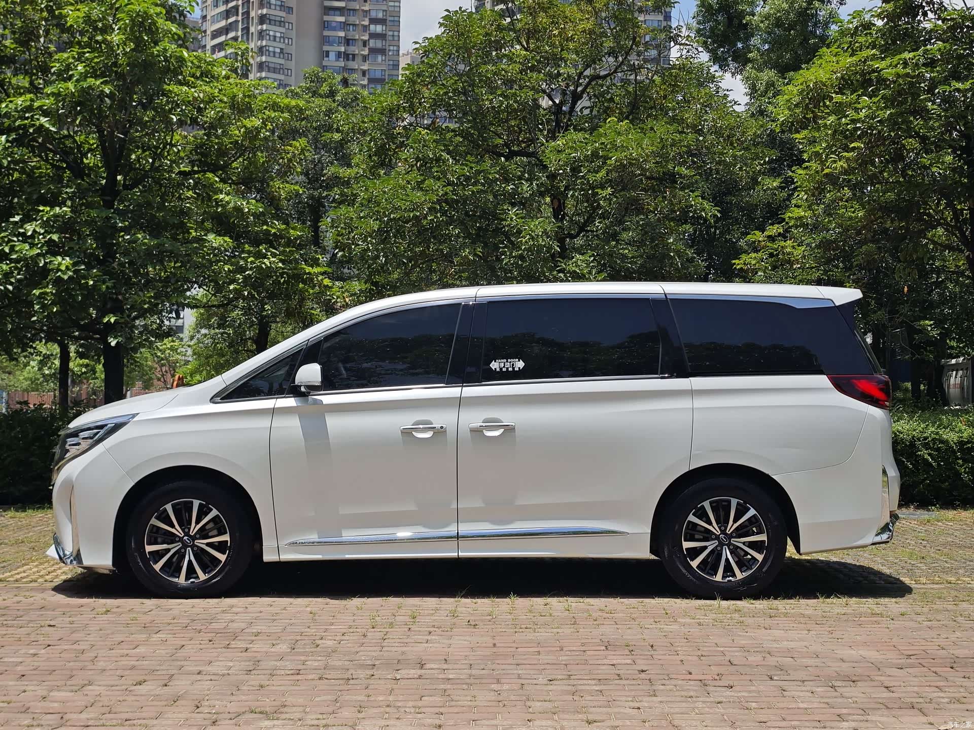 Trumpchi M8, 2022 4