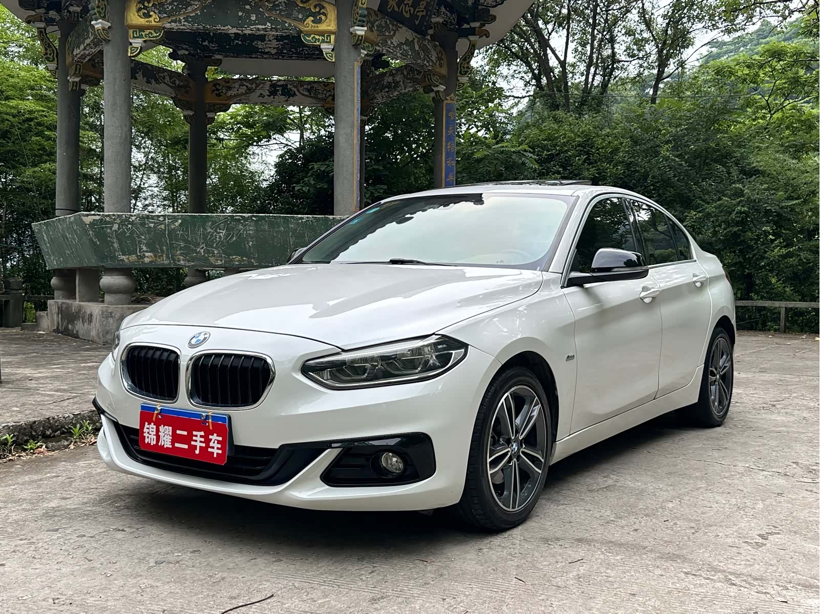 BMW 1 Series, 2018 1