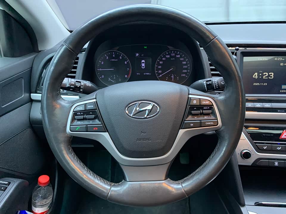 Hyundai Lead