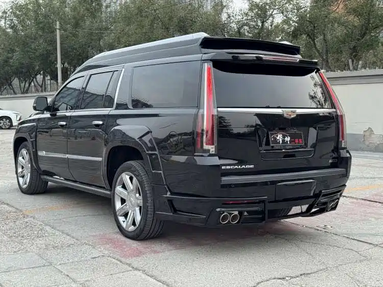Cadillac Escalade ESCALADE