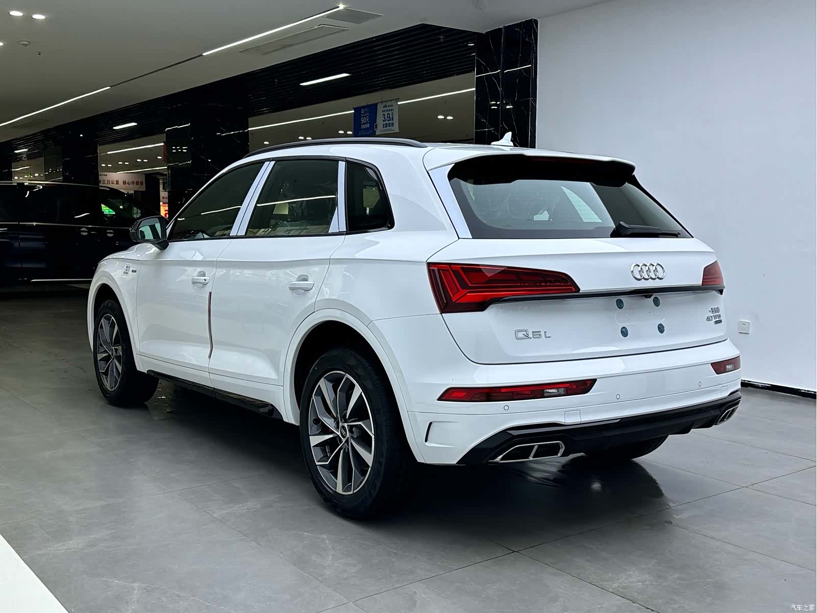 Audi Q5L, 2024 4