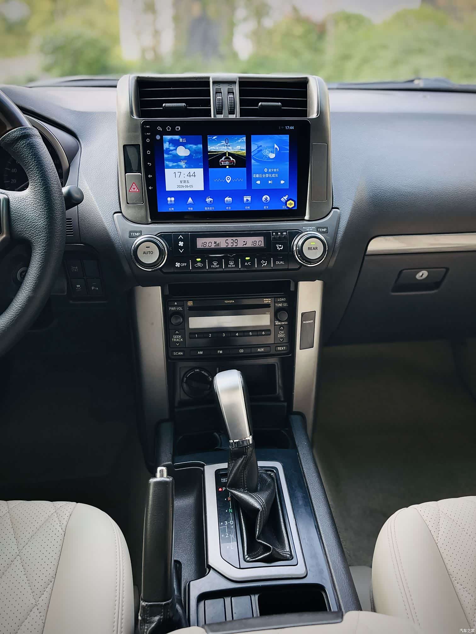 Toyota Prado, 2012 10