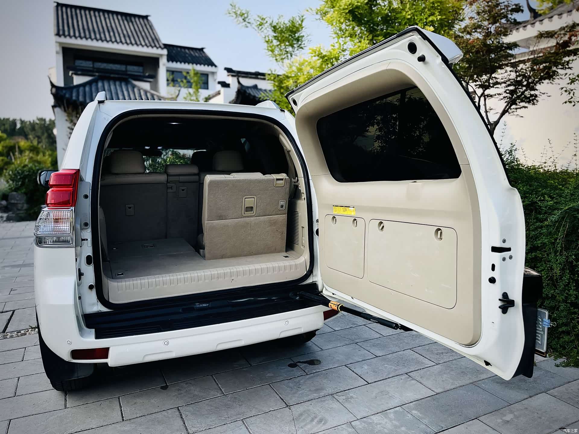 Toyota Prado, 2012 19